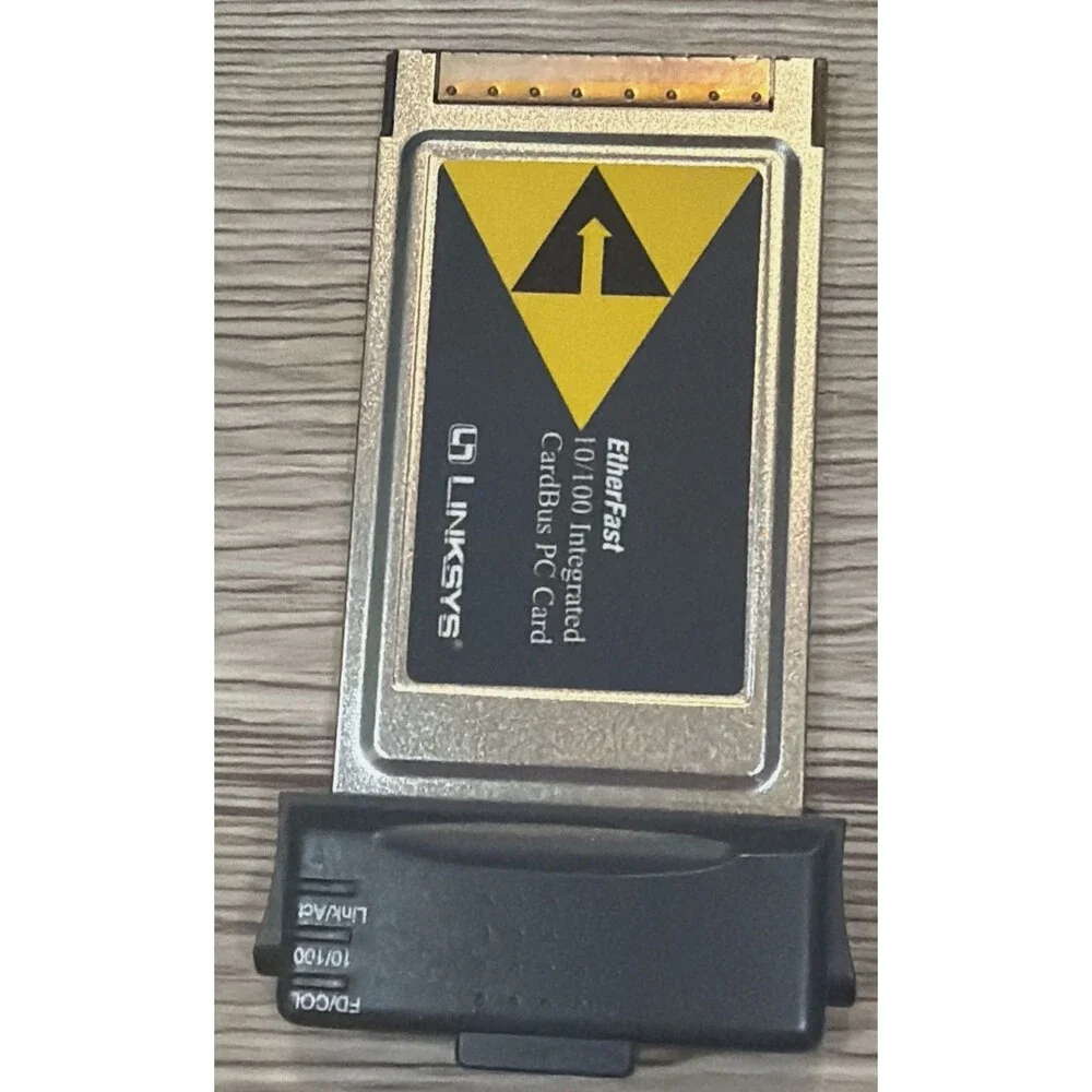 Linksys PCM200 EtherFast 10/100 Integrated CardBus PC Card Adapter w/ Cable